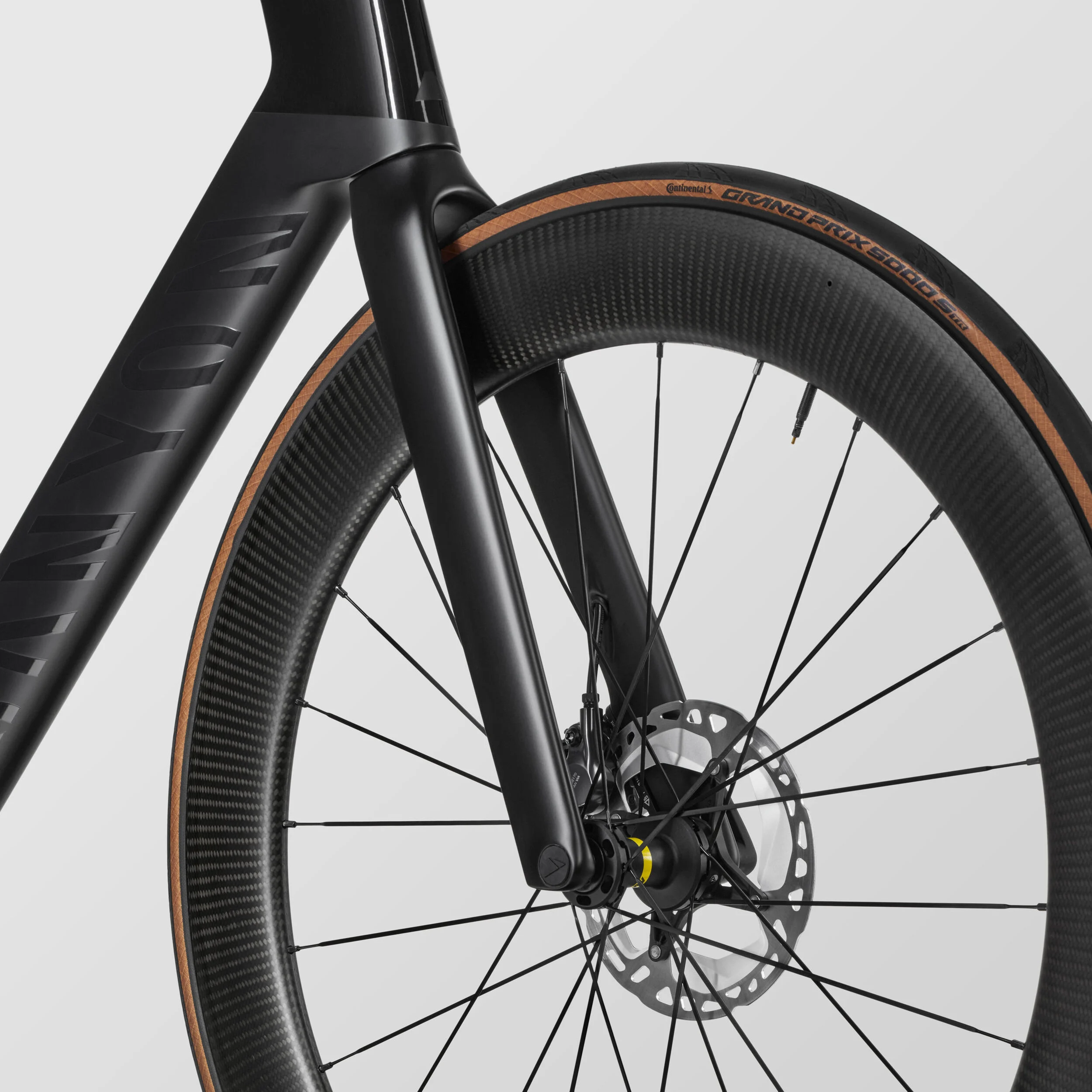 S-WARKS VENGE MAVIC COSMIC PRO CARBONUST